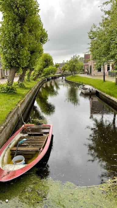 Puur Eastermar - Monumentaal, Authentiek En Luxe Koetshuis Aan Open Vaarwater Met Jacuzzi En Sauna Oostermeer Exterior foto